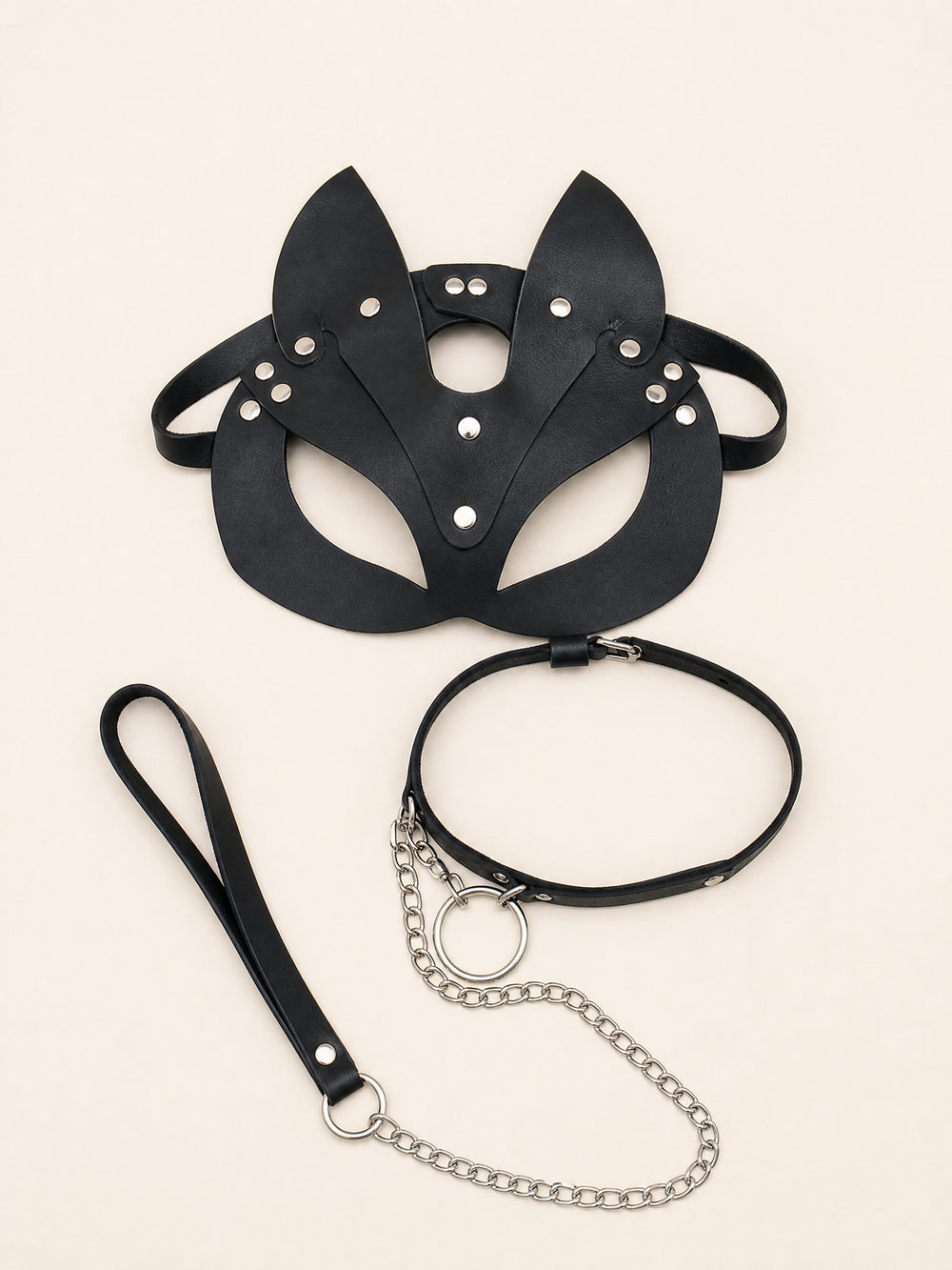 Set di maschera da gatto in pelle nera e girocollo con orecchie e dettagli a catena