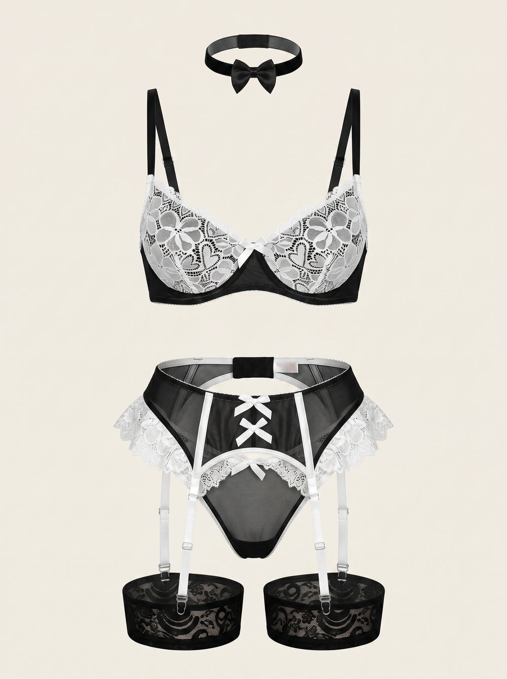 Set di lingerie in pizzo bianco floreale con spalline e dettaglio a fiocco